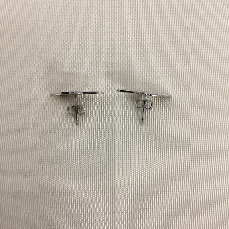 ヴィヴィアンウエストウッド Vivienne Westwood アクセサリー ピアス オーブ 両耳 箱有  銀 / シルバー / silver color レディース USED 古着 中古 10155132