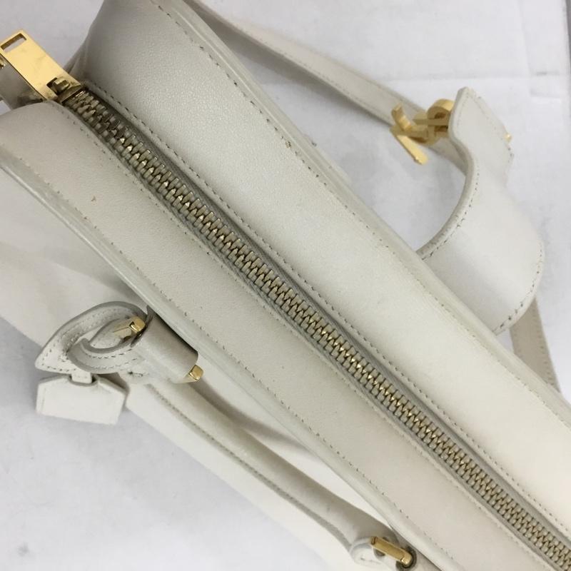 サンローラン SAINTLAURENT ハンドバッグ ハンドバッグ Baby Cabas 2WAY ショルダーバッグ YSL ロゴ、文字 アイボリー / アイボリー / X 金 / ゴールド / gold color レディース USED 古着 中古 10155134
