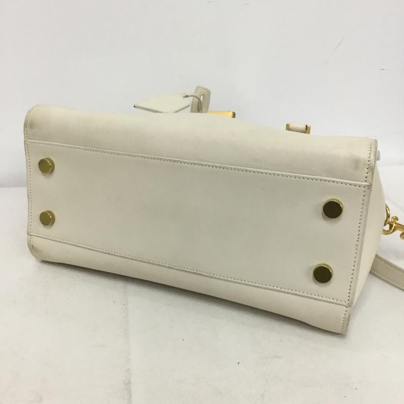 サンローラン SAINTLAURENT ハンドバッグ ハンドバッグ Baby Cabas 2WAY ショルダーバッグ YSL ロゴ、文字 アイボリー / アイボリー / X 金 / ゴールド / gold color レディース USED 古着 中古 10155134