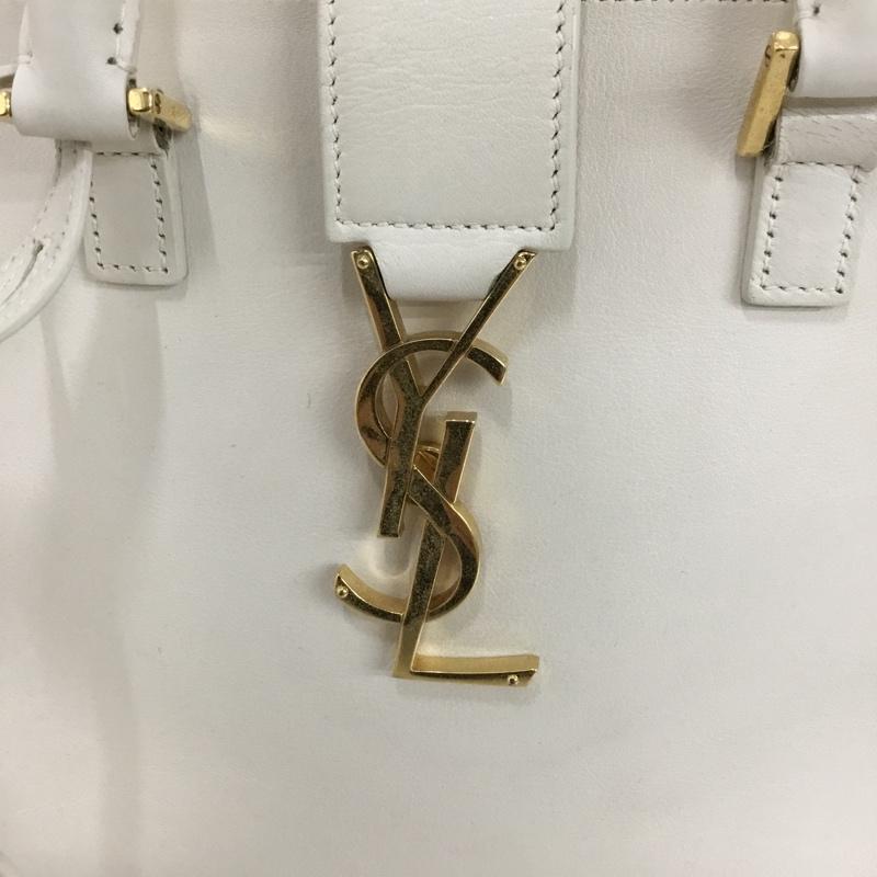 サンローラン SAINTLAURENT ハンドバッグ ハンドバッグ Baby Cabas 2WAY ショルダーバッグ YSL ロゴ、文字 アイボリー / アイボリー / X 金 / ゴールド / gold color レディース USED 古着 中古 10155134
