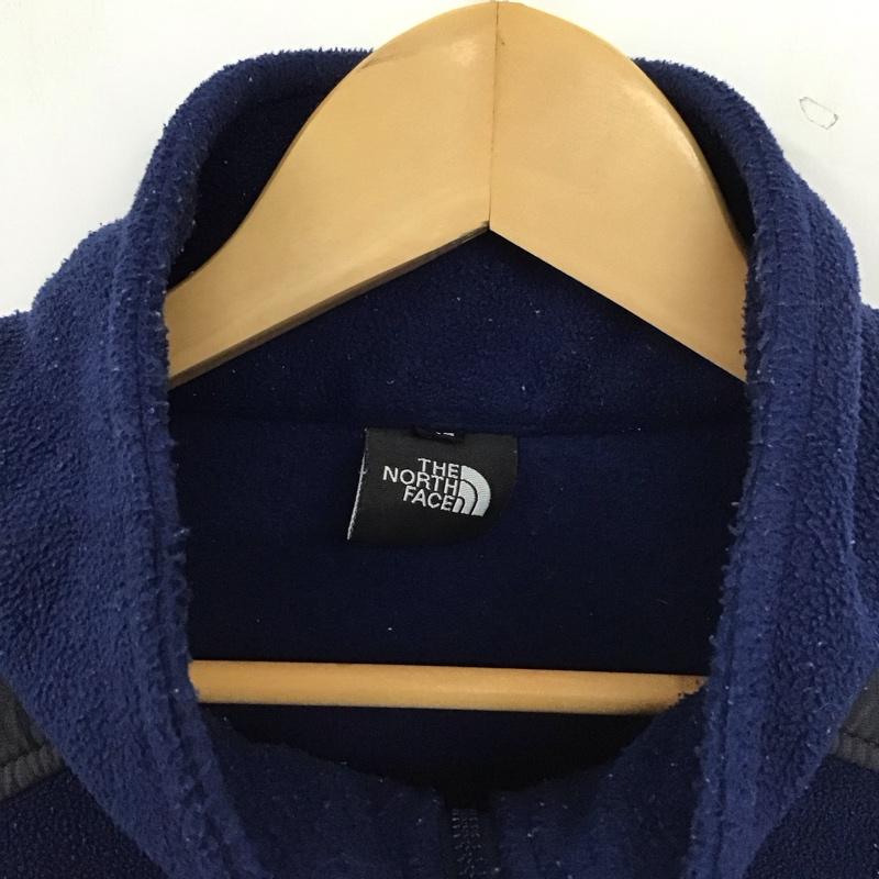 ザノースフェイス THE NORTH FACE ジャケット、上着 ジャンパー、ブルゾン ジップアップジャケット フリースジャケット スタンドネック XL ロゴ、文字 紺 / ネイビー / navy メンズ USED 古着 中古 10155147