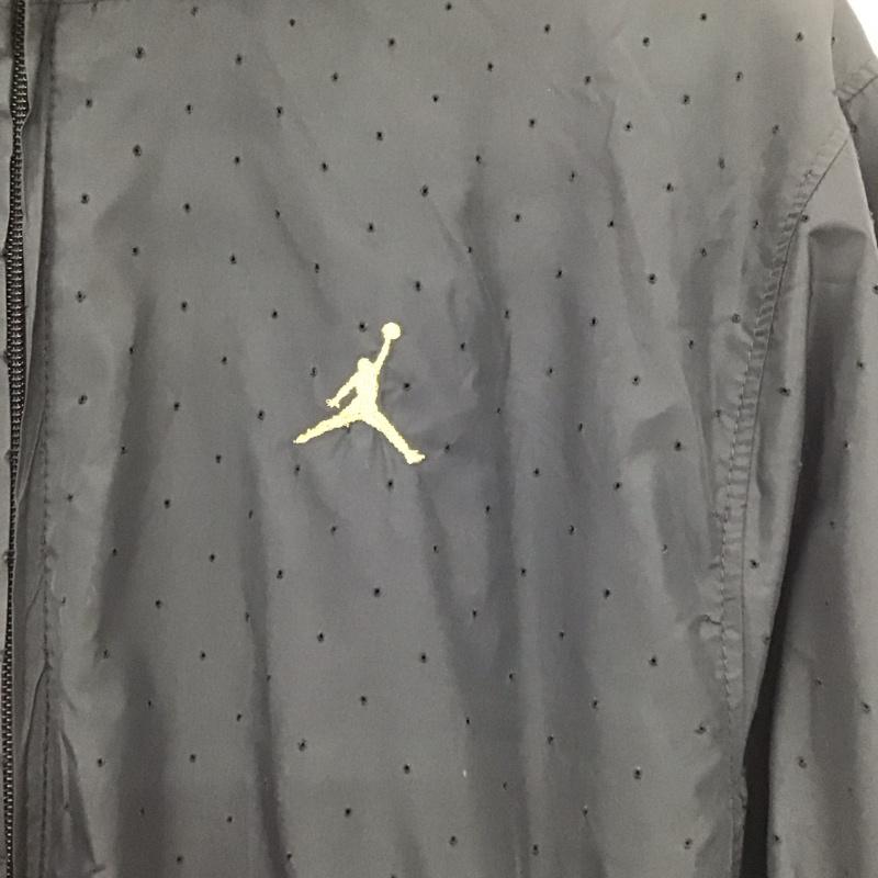 ジョーダンブランド JORDAN BRAND ジャケット、上着 ジャンパー、ブルゾン ジップアップジャケット ナイロンジャケット アウター M ロゴ、文字 黒 / ブラック / black メンズ USED 古着 中古 10155152