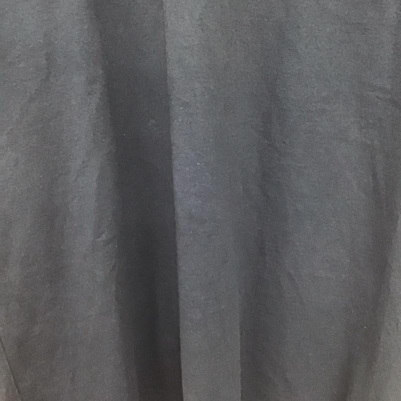 カーハート Carhartt Tシャツ 半袖 半袖カットソー プリントTシャツ クルーネックカットソー M ロゴ、文字 紺 / ネイビー / navy メンズ USED 古着 中古 10155184