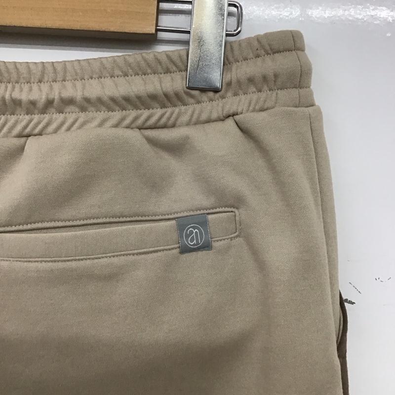 アンゲネーム ANGENEHM パンツ ショートパンツ ショートパンツ ハーフパンツ カジュアルパンツ M ロゴ、文字 ベージュ / ベージュ / beige メンズ USED 古着 中古 10155199