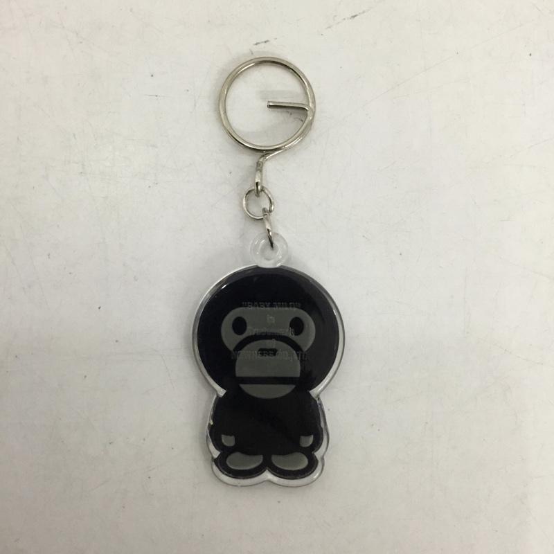 アベイシングエイプ A BATHING APE キーホルダー キーホルダー BABY MILO キャラクター 黒 / ブラック / black X 灰 / グレー / gray メンズ USED 古着 中古 10155271