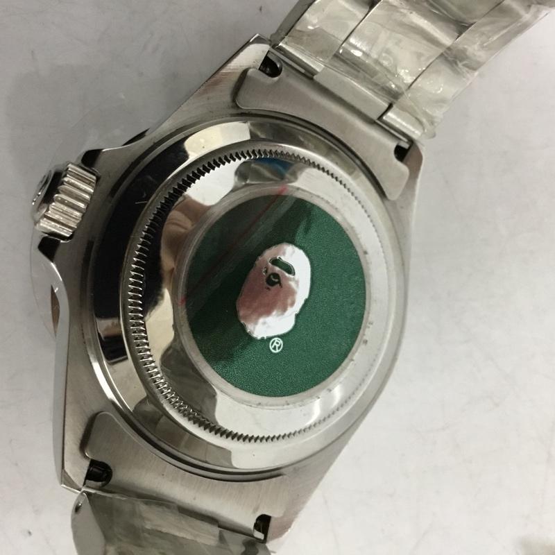 アベイシングエイプ A BATHING APE 腕時計 アナログ（自動巻き） BAPEX 箱有 ロゴ、文字 銀 / シルバー / silver color X 赤 / レッド / red X 黒 / ブラック / black メンズ USED 古着 中古 10155272