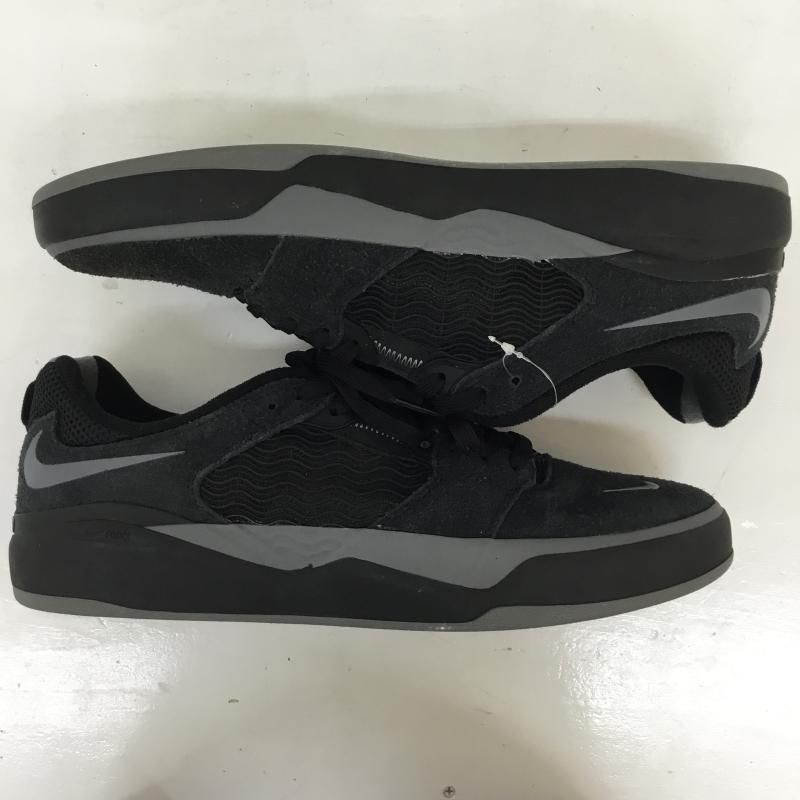 ナイキエスビー NIKE SB スニーカー スニーカー NIKE SB ISHOD WAIR ブラック DC7232-003 27.5cm ロゴ、文字 黒 / ブラック / black メンズ USED 古着 中古 10155279