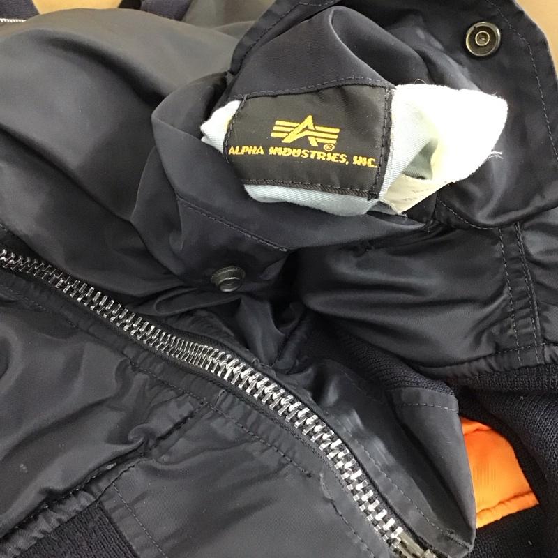 アルファインダストリー Alpha Industries ジャケット、上着 ジャンパー、ブルゾン ジップアップジャケット ナイロンジャケット アウター 無地 紺 / ネイビー / navy メンズ USED 古着 中古 10155341