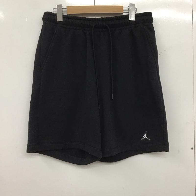 ナイキ NIKE パンツ ショートパンツ ショートパンツ ハーフパンツ カジュアルパンツ M ロゴ、文字 黒 / ブラック / black メンズ USED 古着 中古 10155410