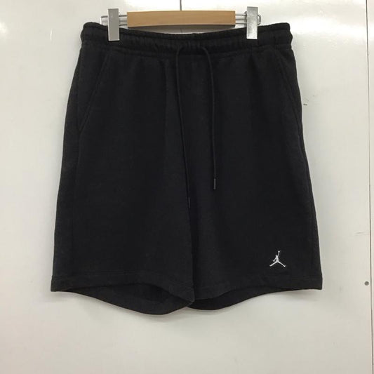 ナイキ NIKE パンツ ショートパンツ ショートパンツ ハーフパンツ カジュアルパンツ M ロゴ、文字 黒 / ブラック / black メンズ USED 古着 中古 10155410