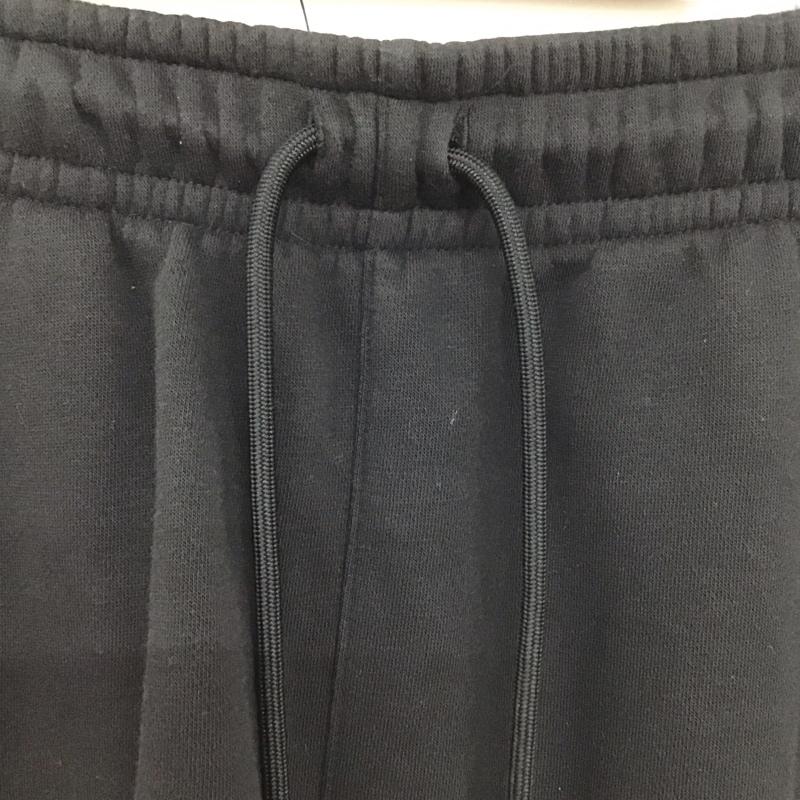 ナイキ NIKE パンツ ショートパンツ ショートパンツ ハーフパンツ カジュアルパンツ M ロゴ、文字 黒 / ブラック / black メンズ USED 古着 中古 10155410