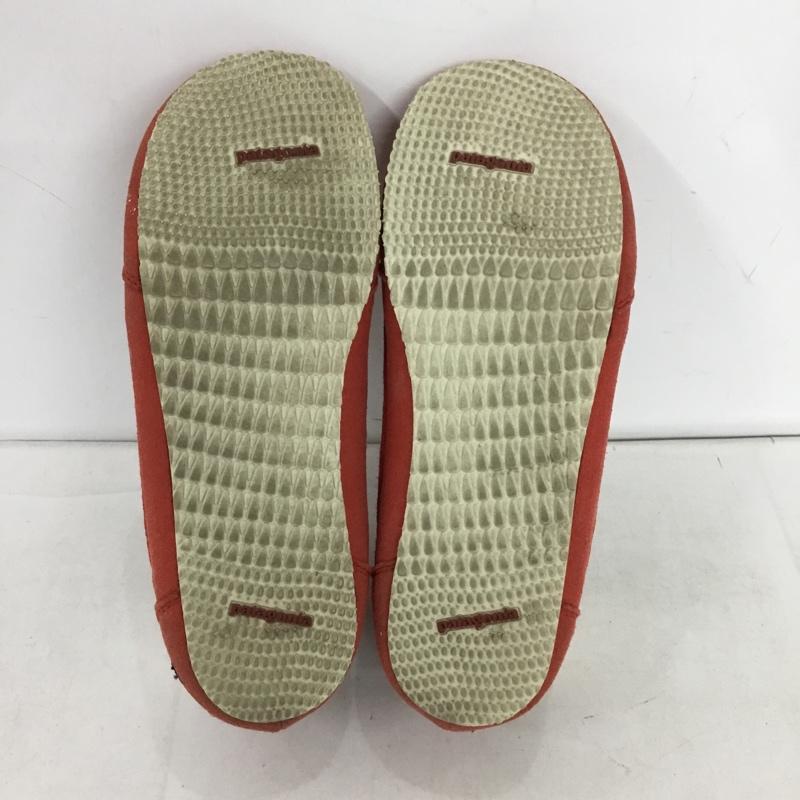 パタゴニア patagonia スニーカー スニーカー T51852 ボア UK5 チェック US：7 ロゴ、文字 赤 / レッド / red レディース USED 古着 中古 10155444