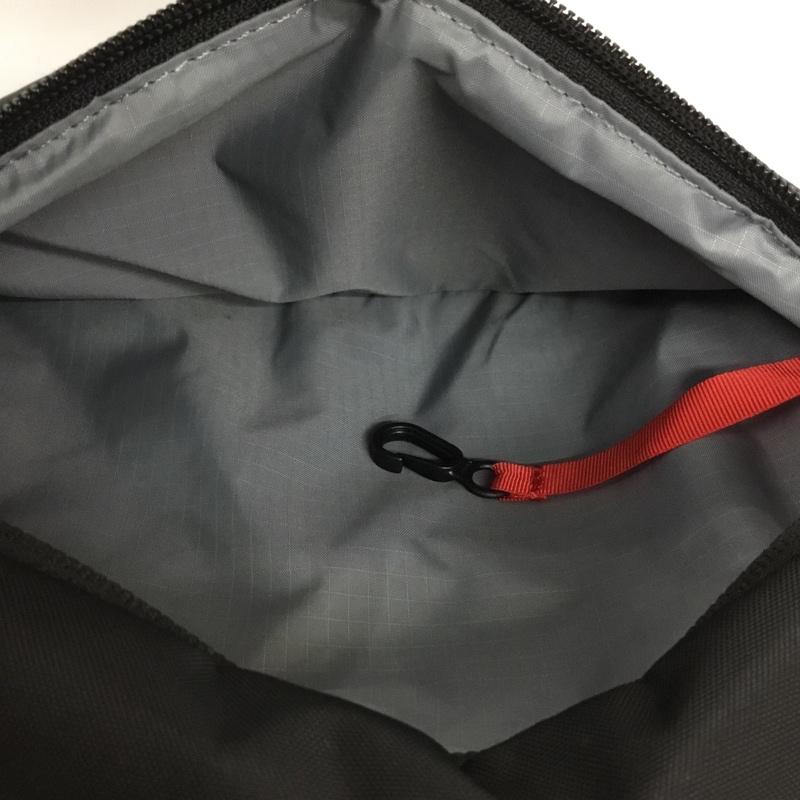 ザノースフェイス THE NORTH FACE ショルダーバッグ ショルダーバッグ NM72353 カペラ5 ロゴ、文字 黒 / ブラック / black メンズ USED 古着 中古 10155463