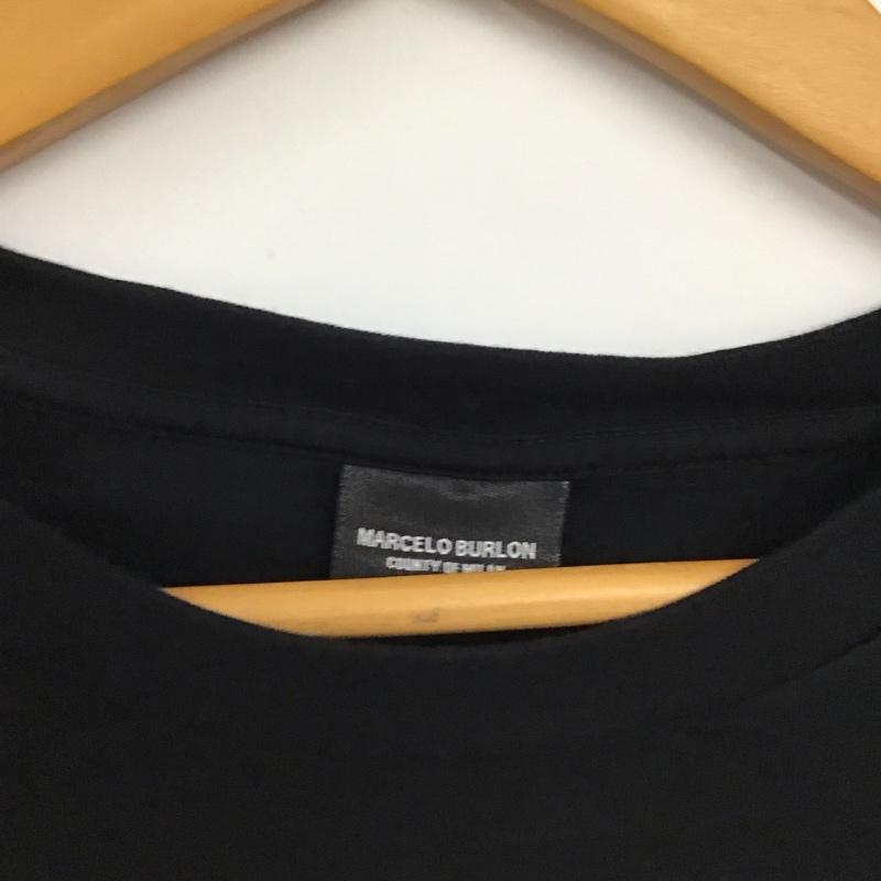 マルセロ・バーロン MARCELO BURLON Tシャツ 半袖 半袖カットソー プリントTシャツ クルーネックカットソー L ロゴ、文字 黒 / ブラック / black メンズ USED 古着 中古 10155526