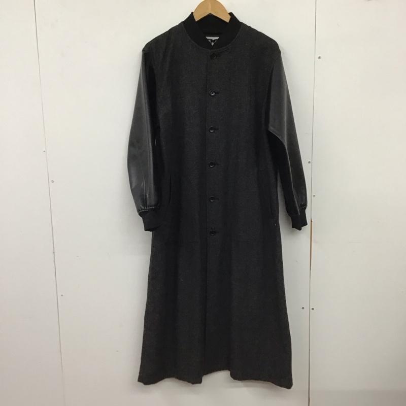 コムデギャルソン COMME des GARCONS ジャケット、上着 ジャンパー、ブルゾン SZ-C003 CDG STAFF COAT ロング丈 S ロゴ、文字 黒 / ブラック / black X ダークグレー / ダークグレー / メンズ USED 古着 中古 10155557