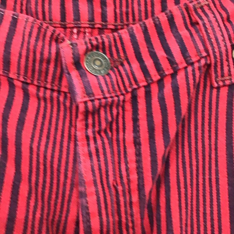 リーバイストラウスアンドコー Levi Strauss & co. パンツ ショートパンツ ショートパンツ ハーフパンツ カジュアルパンツ 36インチ ストライプ 赤 / レッド / red メンズ USED 古着 中古 10155573