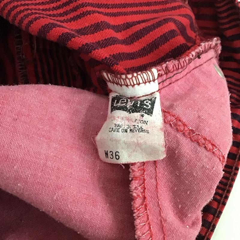 リーバイストラウスアンドコー Levi Strauss & co. パンツ ショートパンツ ショートパンツ ハーフパンツ カジュアルパンツ 36インチ ストライプ 赤 / レッド / red メンズ USED 古着 中古 10155573