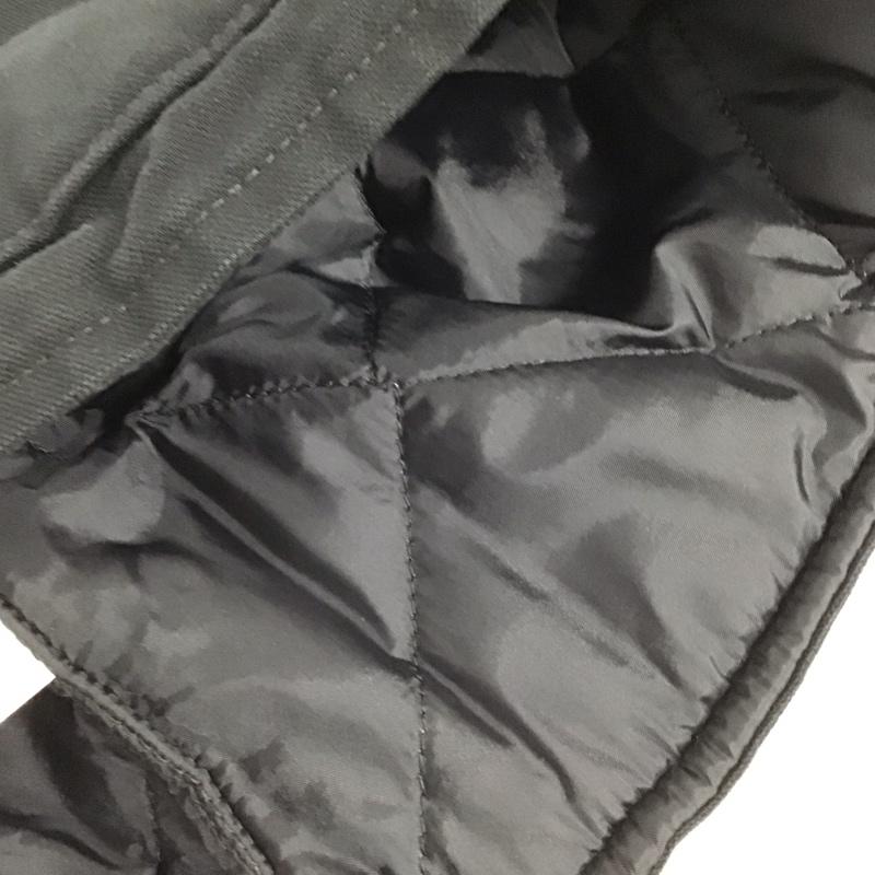 カーハート Carhartt ベスト ベスト ジップアップベスト ノースリーブカットソー アウター M ロゴ、文字 黒 / ブラック / black メンズ USED 古着 中古 10155613