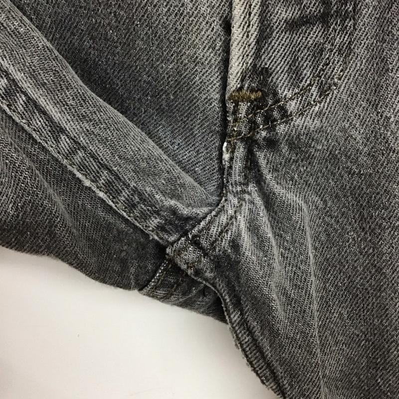 リーバイス Levi s パンツ デニム、ジーンズ 31インチ 無地 黒 / ブラック / black メンズ USED 古着 中古 10155703