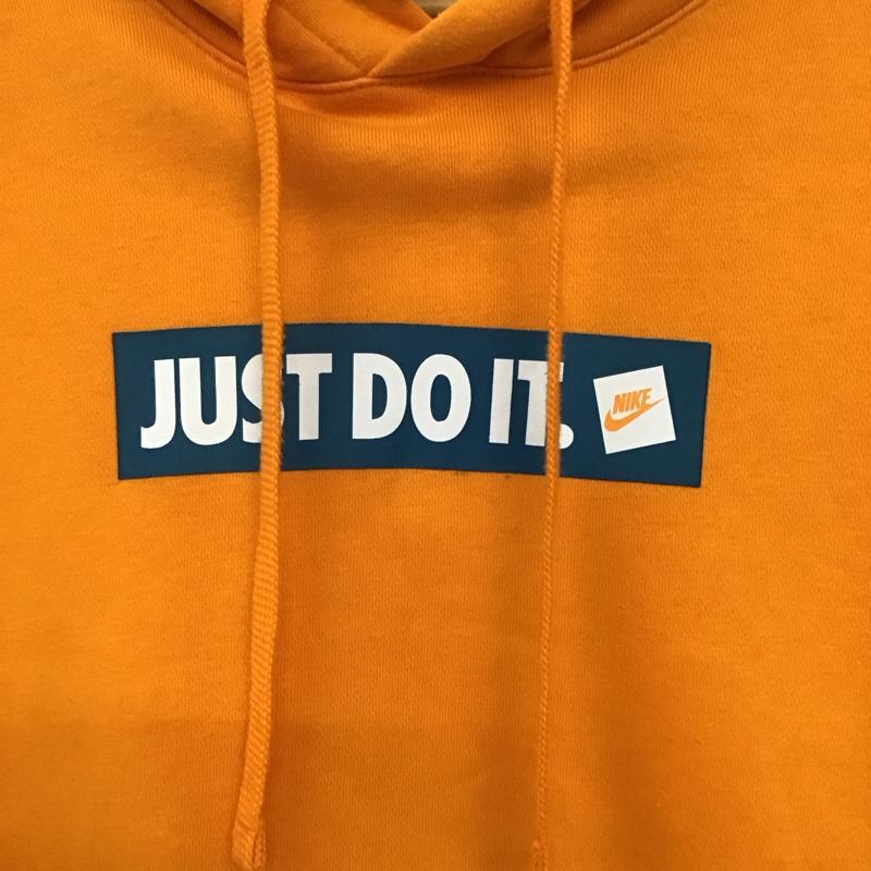 ナイキ NIKE パーカー 長袖 長袖パーカー プルオーバーパーカー スウェット M ロゴ、文字 橙 / オレンジ / orange メンズ USED 古着 中古 10155804