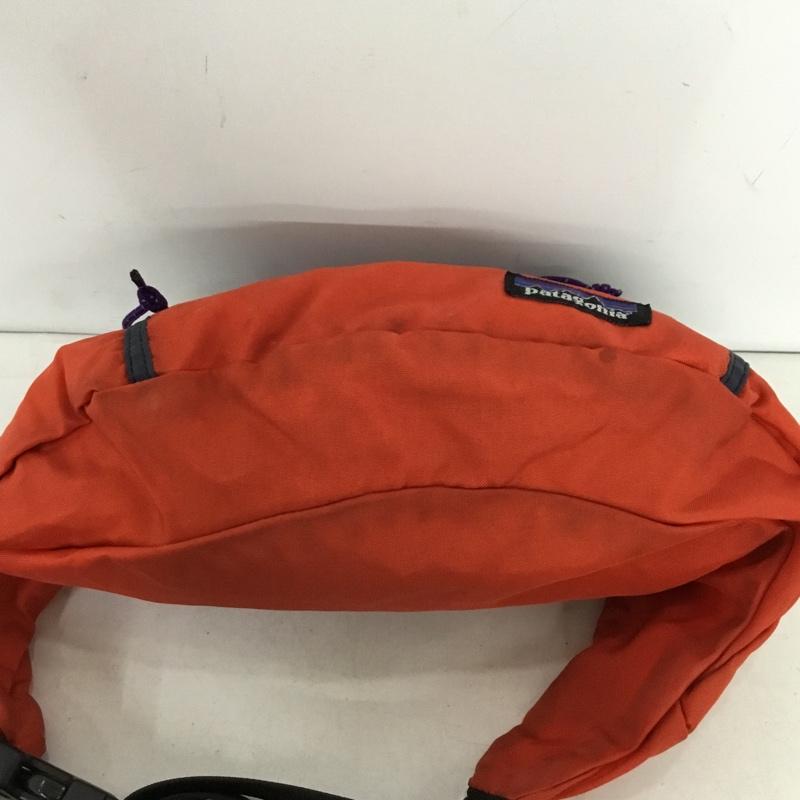 パタゴニア patagonia ウエストバッグ ウエストバッグ 2001年 USA製 ヒップバッグ ロゴ、文字 赤 / レッド / red メンズ USED 古着 中古 10155855