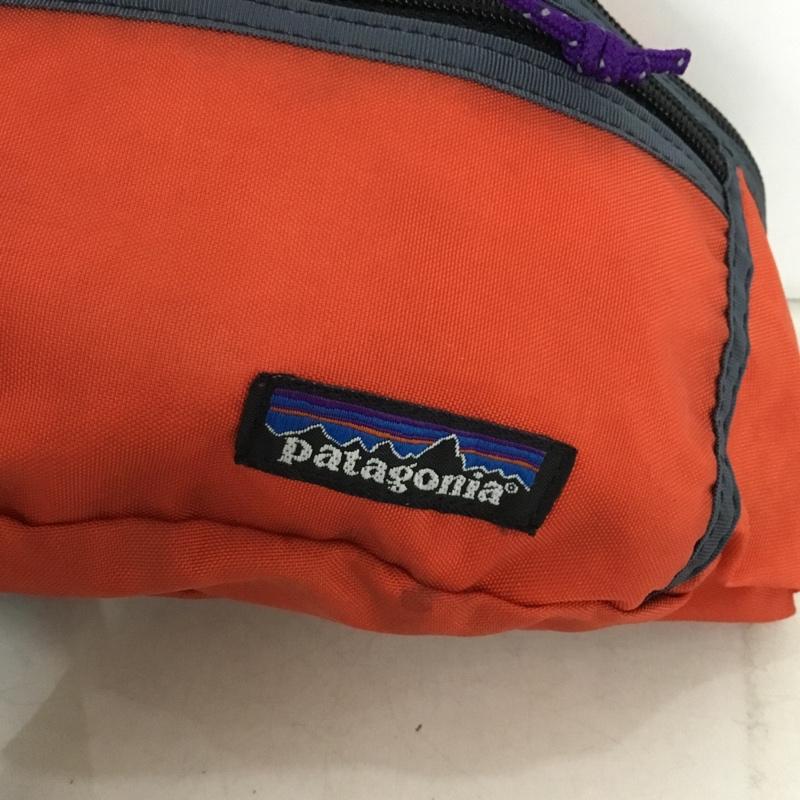 パタゴニア patagonia ウエストバッグ ウエストバッグ 2001年 USA製 ヒップバッグ ロゴ、文字 赤 / レッド / red メンズ USED 古着 中古 10155855