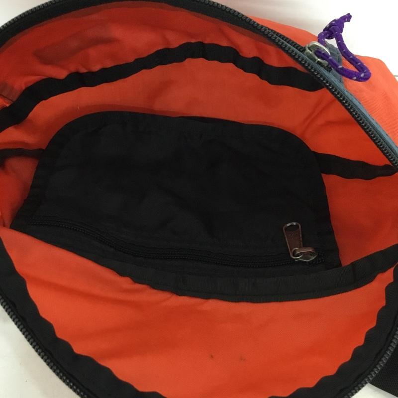 パタゴニア patagonia ウエストバッグ ウエストバッグ 2001年 USA製 ヒップバッグ ロゴ、文字 赤 / レッド / red メンズ USED 古着 中古 10155855