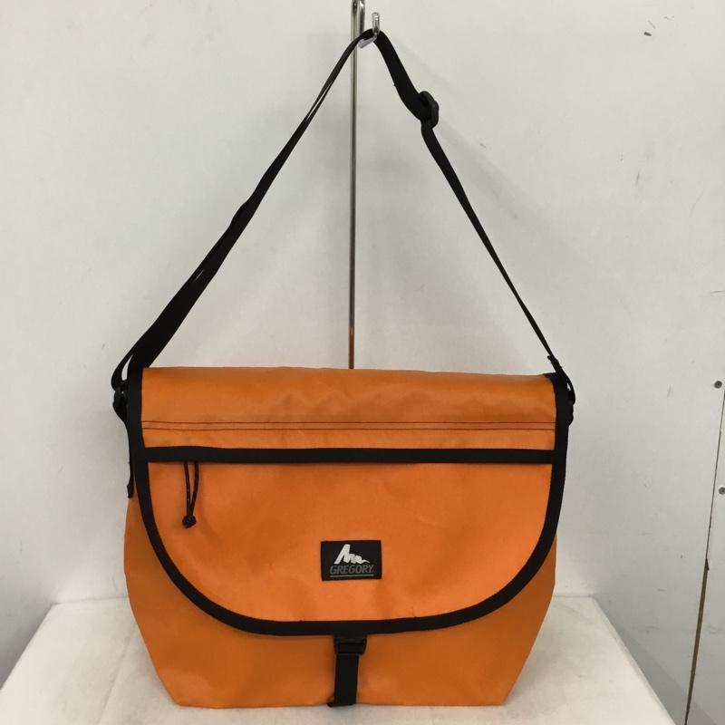 グレゴリー GREGORY メッセンジャーバッグ メッセンジャーバッグ ショルダーバッグ ロゴ、文字 橙 / オレンジ / orange メンズ USED 古着 中古 10155866