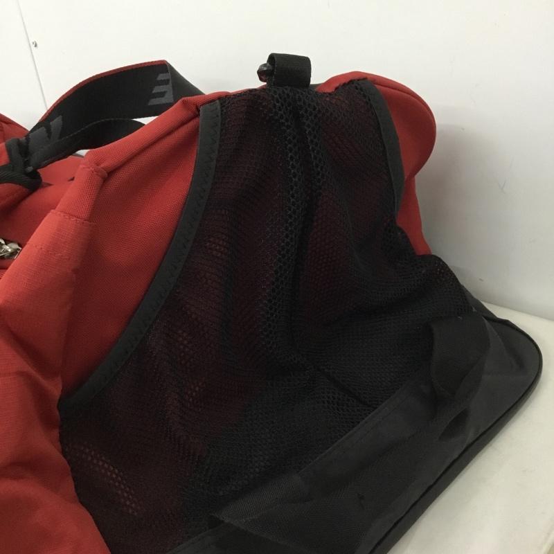 ナイキ NIKE ボストンバッグ ボストンバッグ ドラムバッグ BA2247 624 大容量 ショルダー 2WAY ロゴ、文字 黒 / ブラック / black X 赤 / レッド / red メンズ USED 古着 中古 10155880
