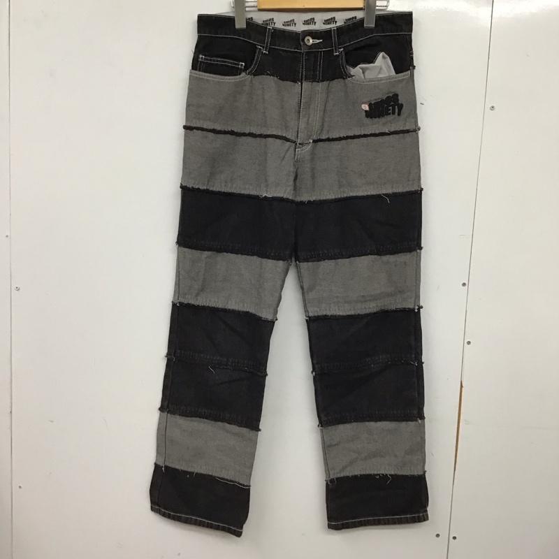 ナインティナインティ 9090 パンツ デニム、ジーンズ デニムパンツ ワイドパンツ カジュアルパンツ L ロゴ、文字 ダークグレー / ダークグレー / メンズ USED 古着 中古 10155898