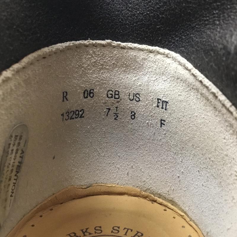 クラークス オリジナルズ Clarks Originals シューズ シューズ Clarks スエード本革 デザートブーツ ワラビー チャッカ R13292 US：8 無地 カーキ / カーキ / khaki メンズ USED 古着 中古 10155965