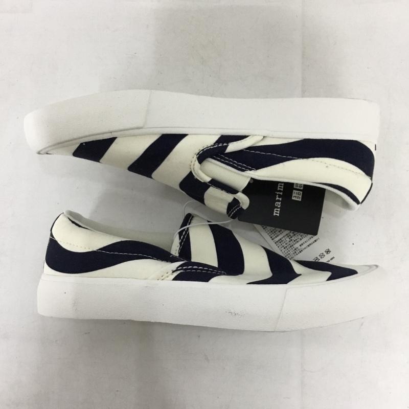 ユニクロ UNIQLO スリッポン スリッポン キャンバススリッポン marimekko マリメッコ 23.5cm 23.5cm ボーダー柄 紺 / ネイビー / navy X オフホワイト / オフホワイト / レディース USED 古着 中古 10156046