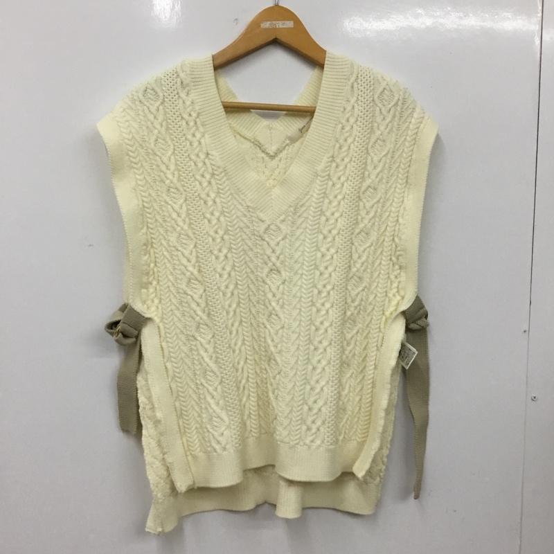 ジェナエスパスメルヴェイユ jena espace merveilleux ベスト ベスト FREE 無地 アイボリー / アイボリー / レディース USED 古着 中古 10156086