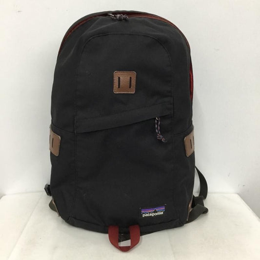 パタゴニア patagonia リュックサック、デイパック リュックサック、デイバッグ 48020SP16 アイアンウッドパック 20L ロゴ、文字 黒 / ブラック / black X えんじ / ワインレッド / dark red メンズ USED 古着 中古 10156094