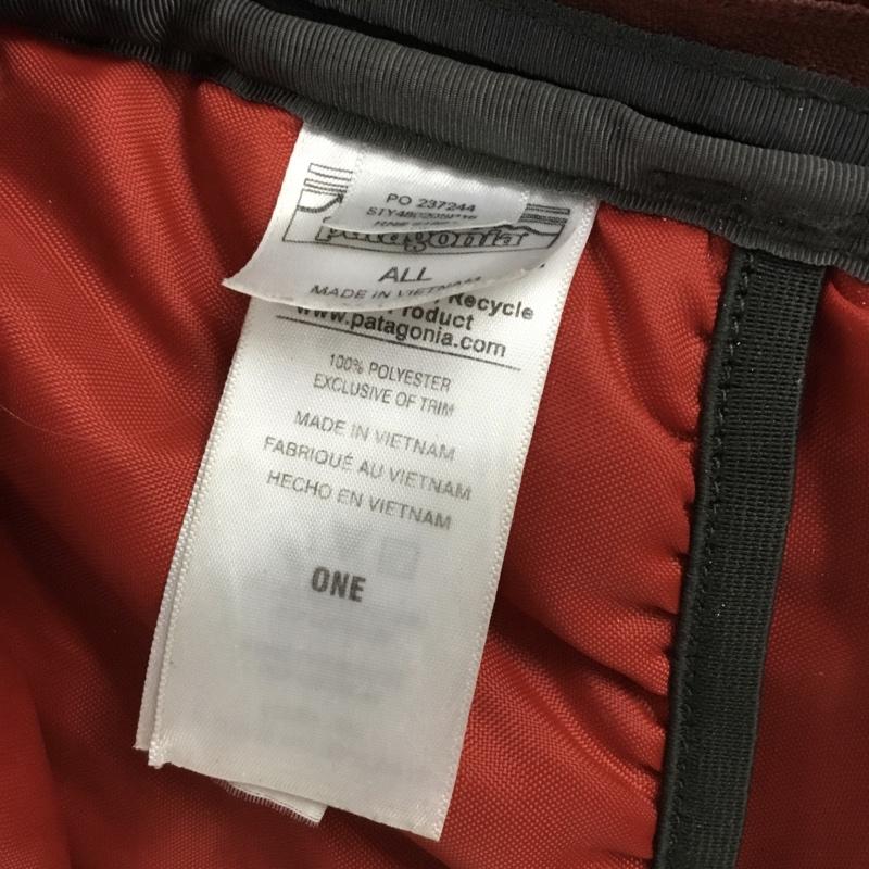 パタゴニア patagonia リュックサック、デイパック リュックサック、デイバッグ 48020SP16 アイアンウッドパック 20L ロゴ、文字 黒 / ブラック / black X えんじ / ワインレッド / dark red メンズ USED 古着 中古 10156094