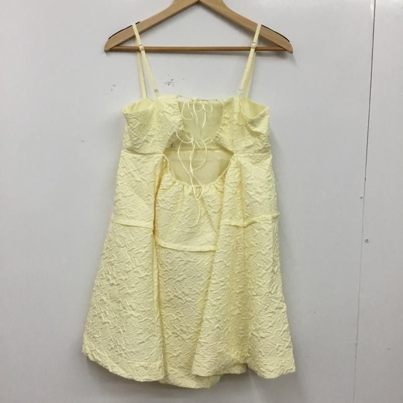 フーズフーギャラリー WHO S WHO gallery キャミソール キャミソール タグ付 FREE 無地 黄 / イエロー / yellow レディース USED 古着 中古 10156147