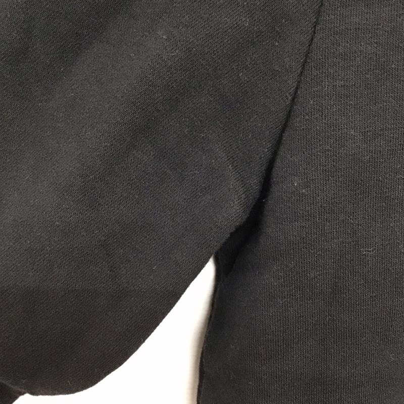 リーバイス Levi s トレーナー 長袖 長袖トレーナー スウェット クルーネック プルオーバー S ロゴ、文字 黒 / ブラック / black メンズ USED 古着 中古 10156309