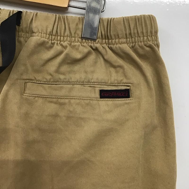 グラミチ GRAMICCI パンツ ショートパンツ ショートパンツ ハーフパンツ カジュアルパンツ XL ロゴ、文字 ベージュ / ベージュ / beige メンズ USED 古着 中古 10156320