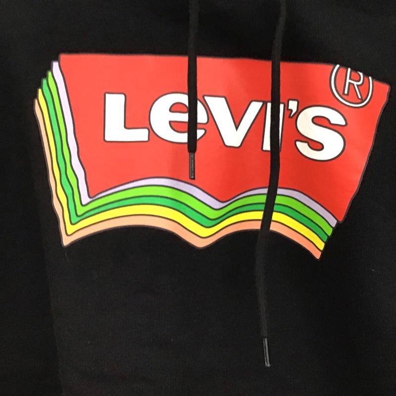 リーバイス Levi s パーカー 長袖 長袖パーカー プルオーバーパーカー スウェット M ロゴ、文字 黒 / ブラック / black メンズ USED 古着 中古 10156346