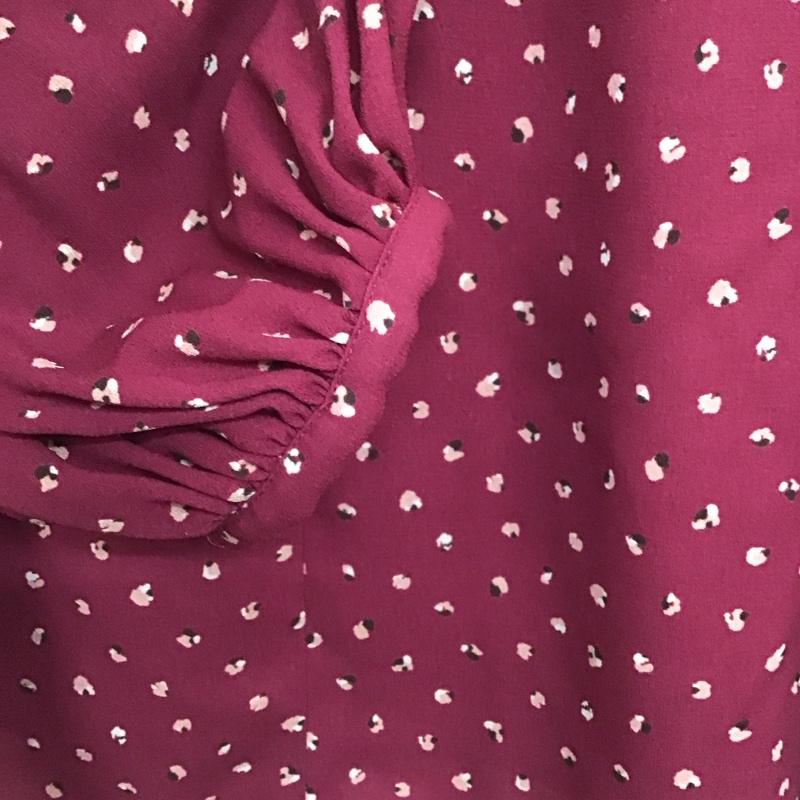 ジル バイ ジルスチュアート JILL by JILLSTUART カットソー 長袖 長袖シャツ プリントシャツ ノーカラーシャツ S プリント えんじ / ワインレッド / dark red レディース USED 古着 中古 10156362