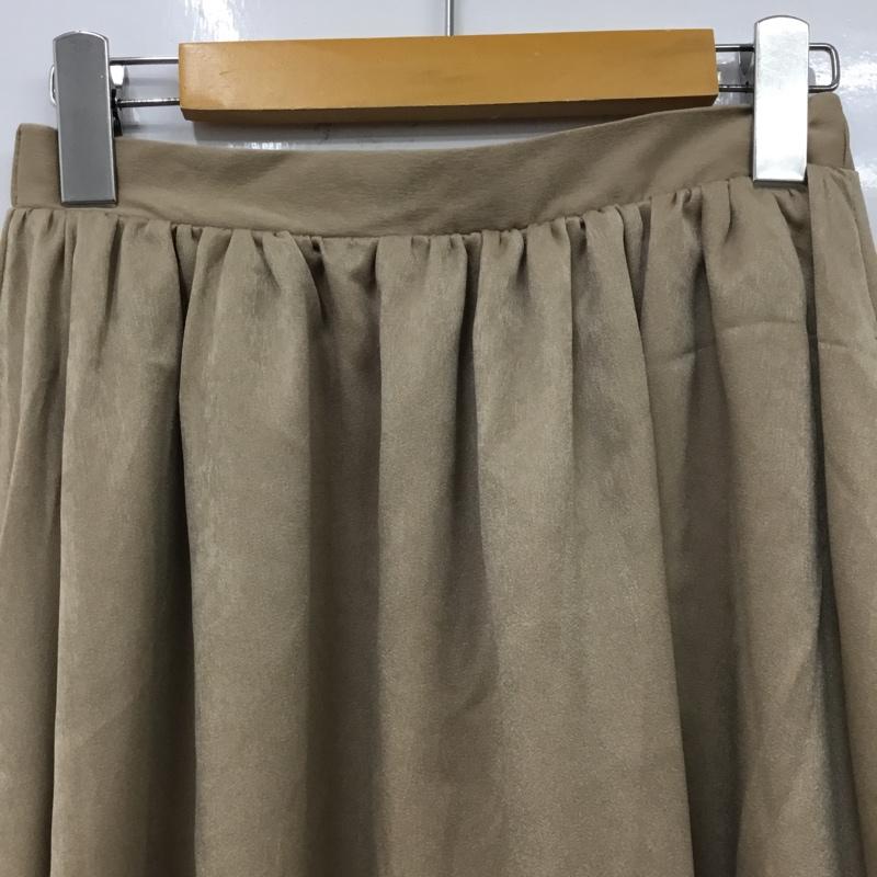 アズールバイマウジー AZUL BY MOUSSY スカート ひざ丈スカート 250aaw31-a074 フレアスカート M 無地 ベージュ / ベージュ / beige レディース USED 古着 中古 10156367