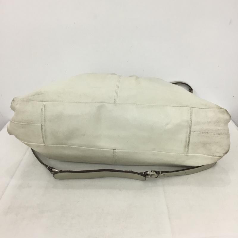 コーチ COACH ショルダーバッグ ショルダーバッグ F15513 トートバッグ 2WAY ロゴ、文字 銀 / シルバー / silver color X オフホワイト / オフホワイト / レディース USED 古着 中古 10156371