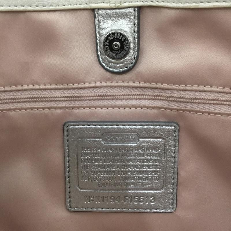 コーチ COACH ショルダーバッグ ショルダーバッグ F15513 トートバッグ 2WAY ロゴ、文字 銀 / シルバー / silver color X オフホワイト / オフホワイト / レディース USED 古着 中古 10156371