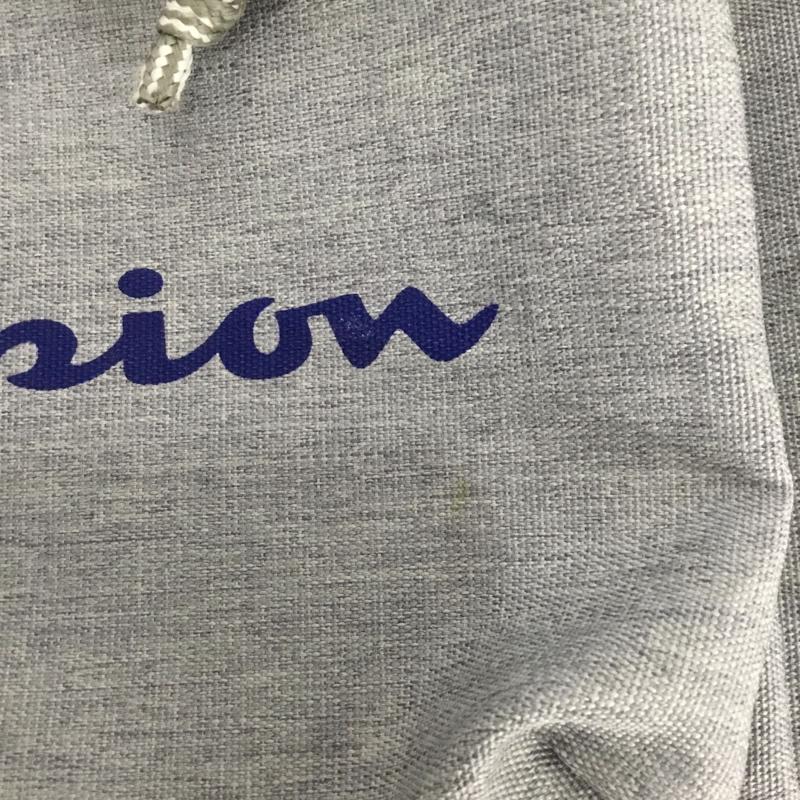 チャンピオン Champion リュックサック、デイパック リュックサック、デイバッグ ロゴ、文字 灰 / グレー / gray メンズ USED 古着 中古 10156373