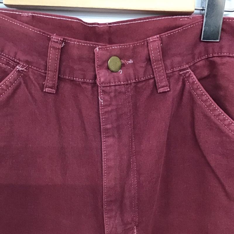 カーハート Carhartt パンツ ワークパンツ、ペインターパンツ ワークパンツ ワイドパンツ カジュアルパンツ 31インチ ロゴ、文字 えんじ / ワインレッド / dark red メンズ USED 古着 中古 10156445