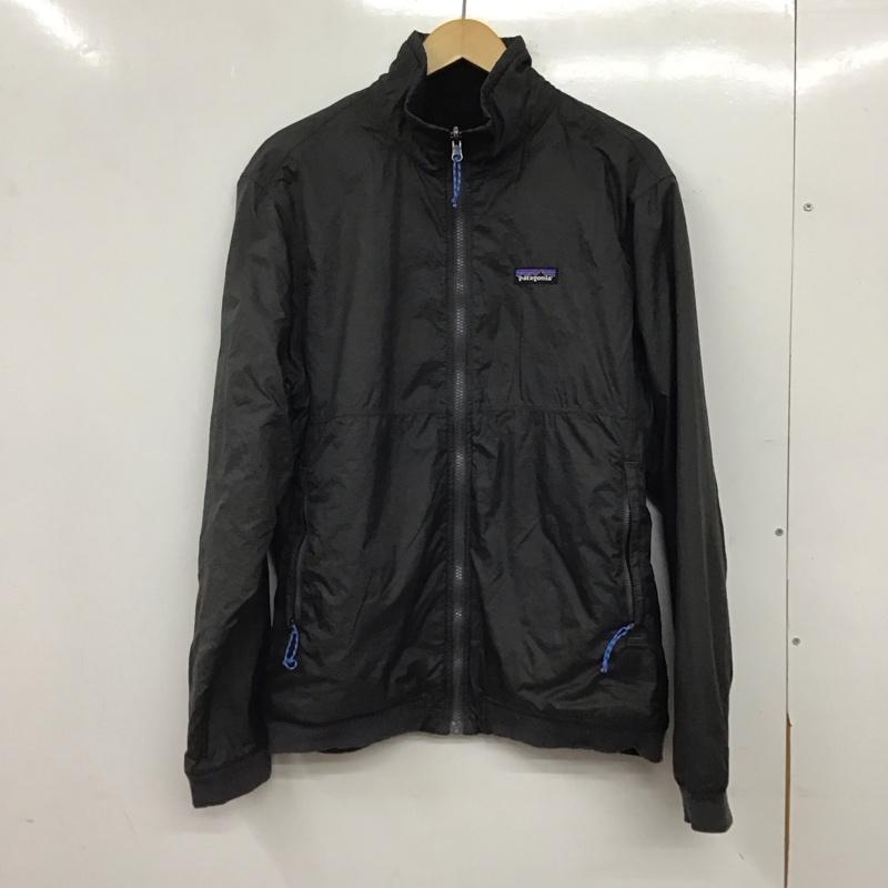 パタゴニア patagonia ジャケット、上着 ジャンパー、ブルゾン 26215fa23 ジップアップジャケット スタンドカラー ロゴ、文字 ダークグレー / ダークグレー / メンズ USED 古着 中古 10156447