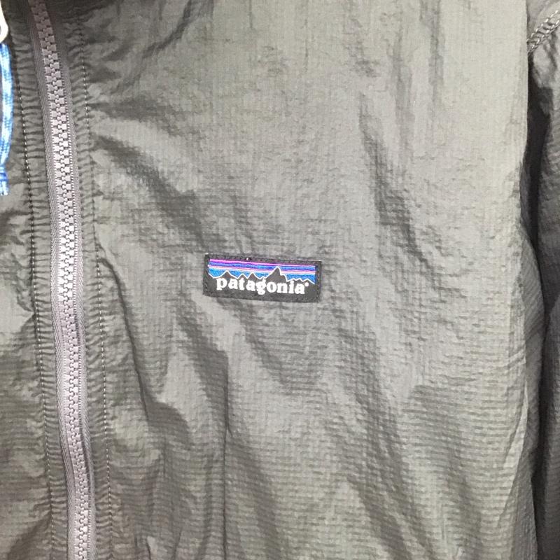 パタゴニア patagonia ジャケット、上着 ジャンパー、ブルゾン 26215fa23 ジップアップジャケット スタンドカラー ロゴ、文字 ダークグレー / ダークグレー / メンズ USED 古着 中古 10156447