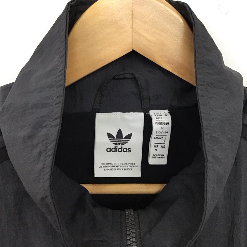 アディダス adidas ジャケット、上着 ジャンパー、ブルゾン ジップアップジャケット ナイロンジャケット アウター L ロゴ、文字 ダークグレー / ダークグレー / メンズ USED 古着 中古 10156458