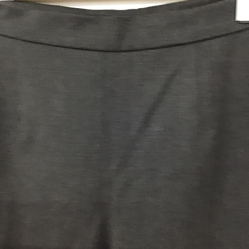 マックスマーラウィークエンドライン MAXMARA WEEKEND LINE パンツ スラックス スラックスパンツ スリムパンツ ストレッチパンツ 40 無地 ダークブラウン / ダークブラウン / レディース USED 古着 中古 10156481
