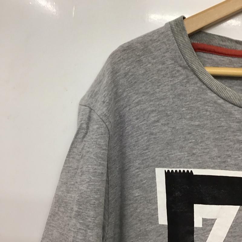 フィフティーファイブディーエスエル 55DSL Tシャツ 半袖 半袖カットソー プリントTシャツ クルーネックカットソー L ロゴ、文字 灰 / グレー / gray メンズ USED 古着 中古 10156620